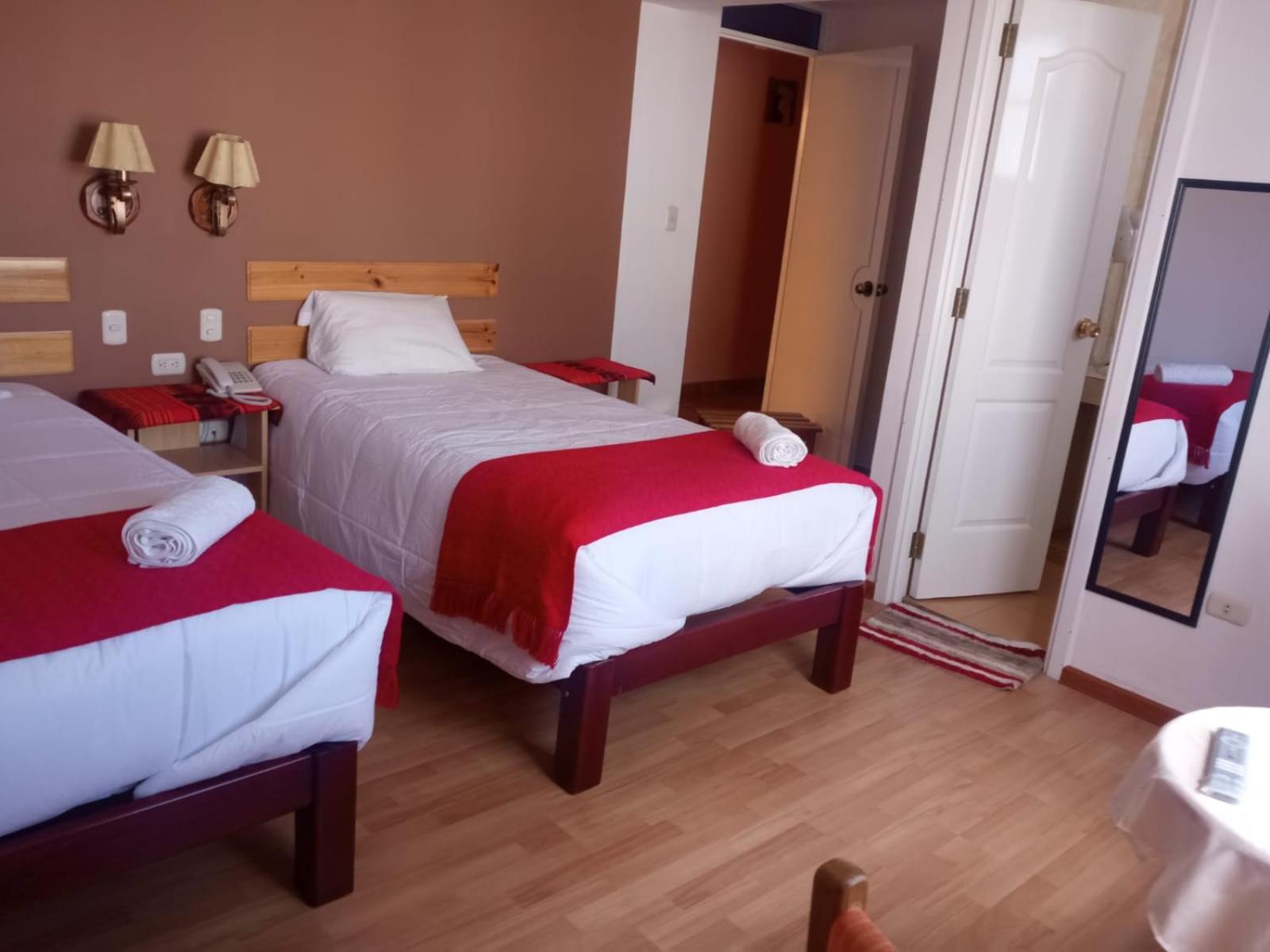 Kuntur Inn Hotel 푸노 외부 사진